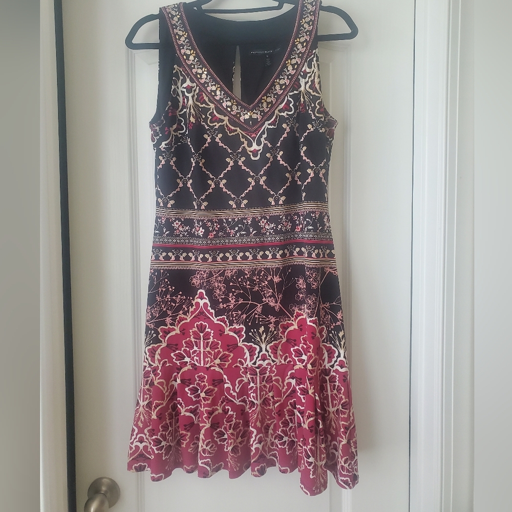 WHBM Sleeveless  Printed V-Neck Dress Size M